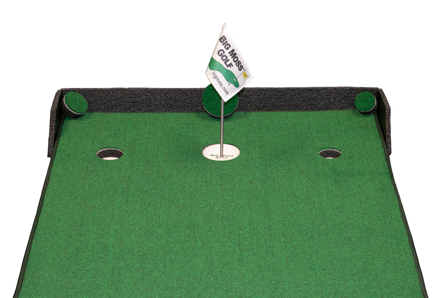 Big Moss Competitor Putting Greens